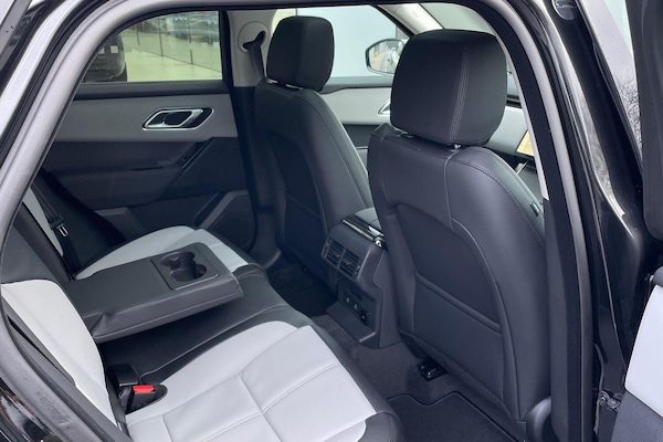 Used Land Rover Range Rover Velar 2025 for sale - 76214459: Photo 31