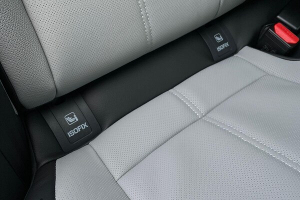 Used Land Rover Range Rover Velar 2025 for sale - 76214459: Photo 32