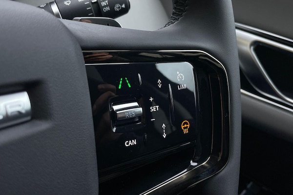 Used Land Rover Range Rover Velar 2025 for sale - 76214459: Photo 42