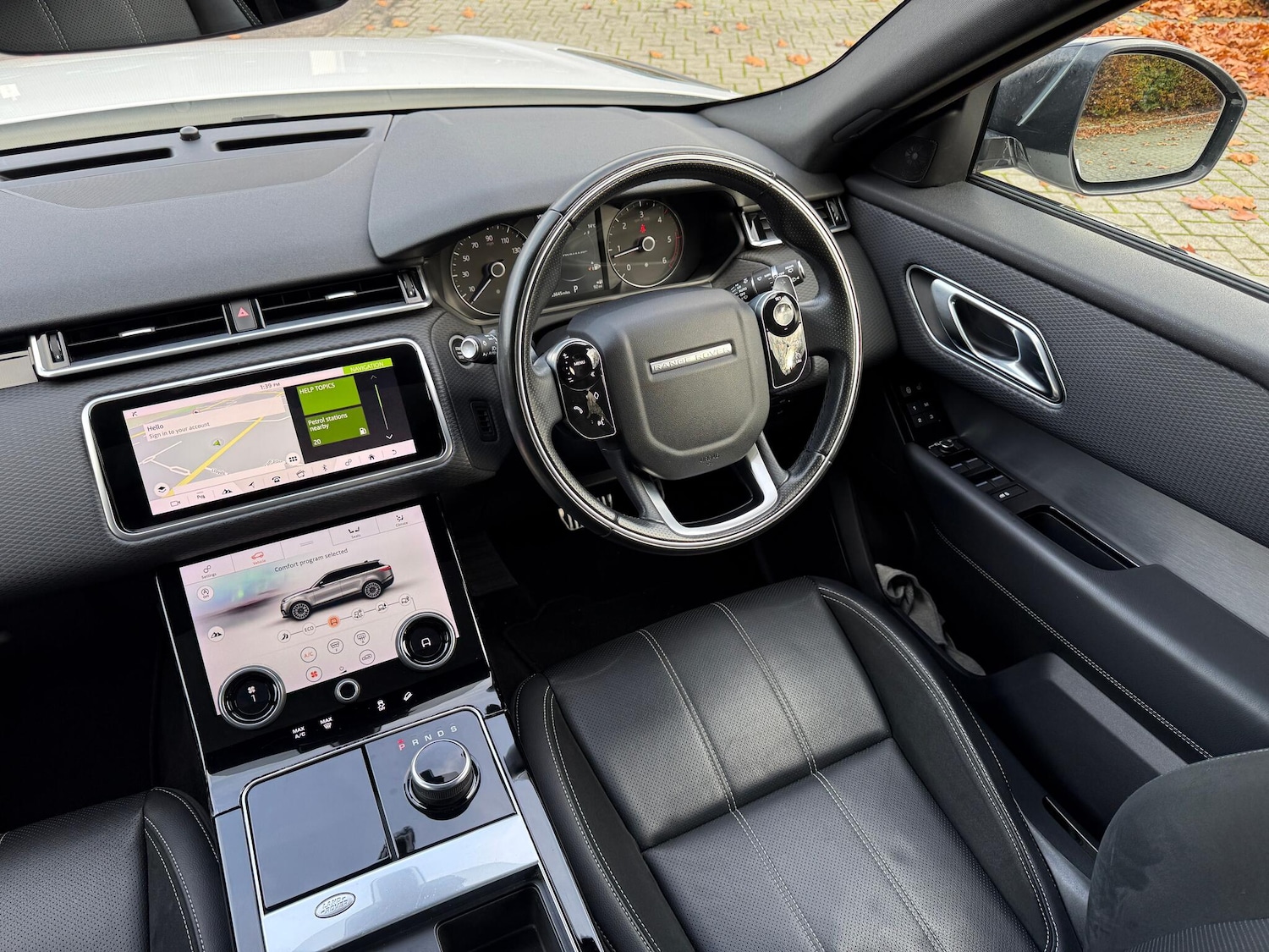 Used Land Rover Range Rover Velar 2018 for sale - 76550365: Photo 25