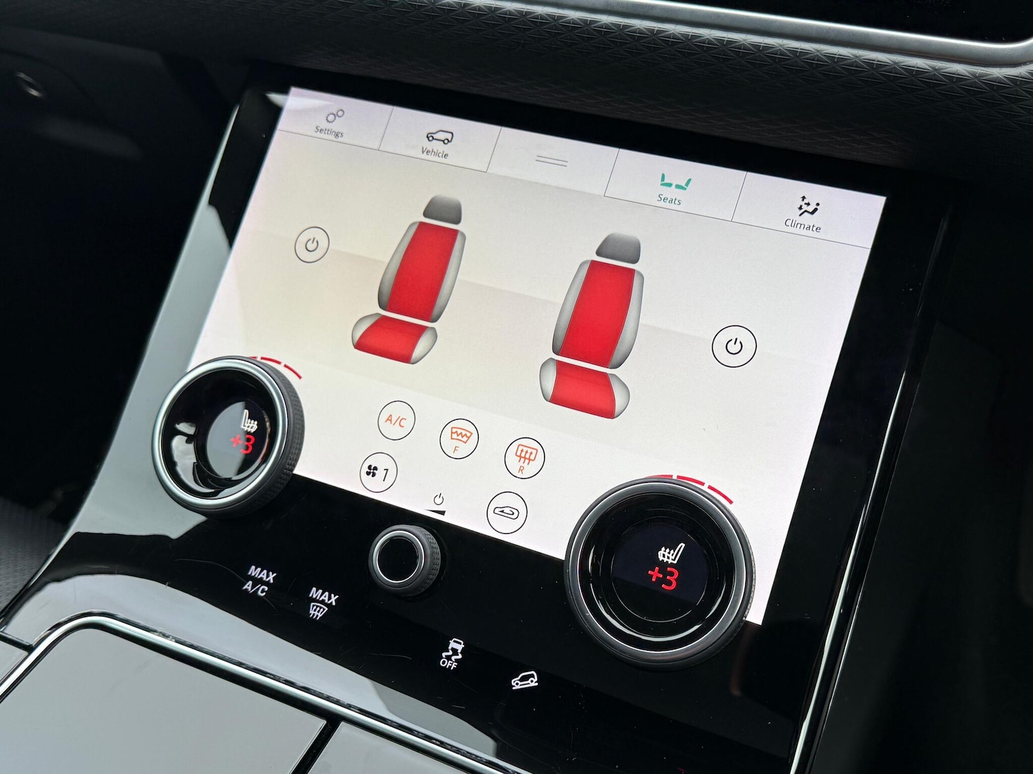 Used Land Rover Range Rover Velar 2018 for sale - 76550365: Photo 31