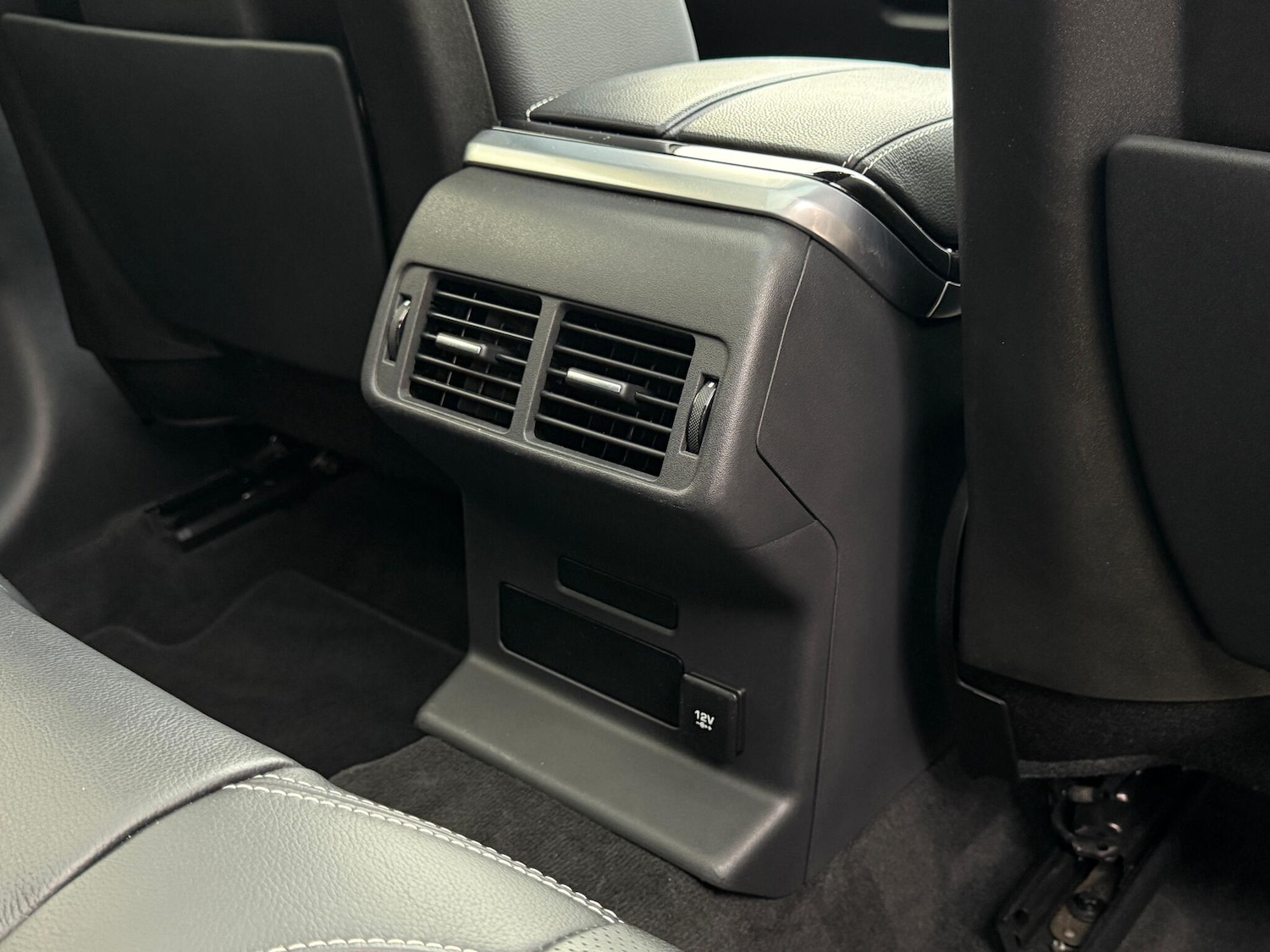 Used Land Rover Range Rover Velar 2018 for sale - 76550365: Photo 42