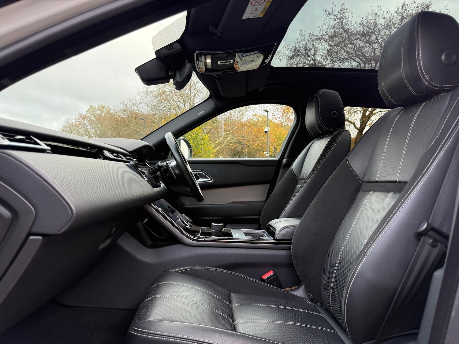 Used Land Rover Range Rover Velar 2018 for sale - 76550365: Photo 47