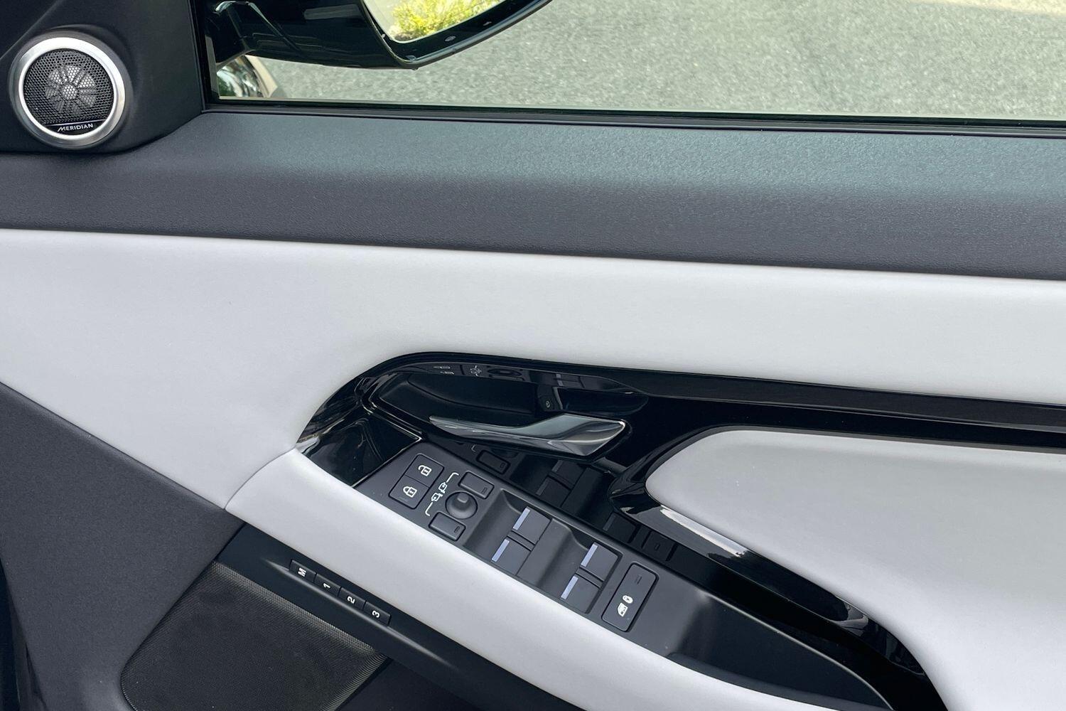 Used Land Rover Range Rover Evoque 2025 for sale - 76839622: Photo 27