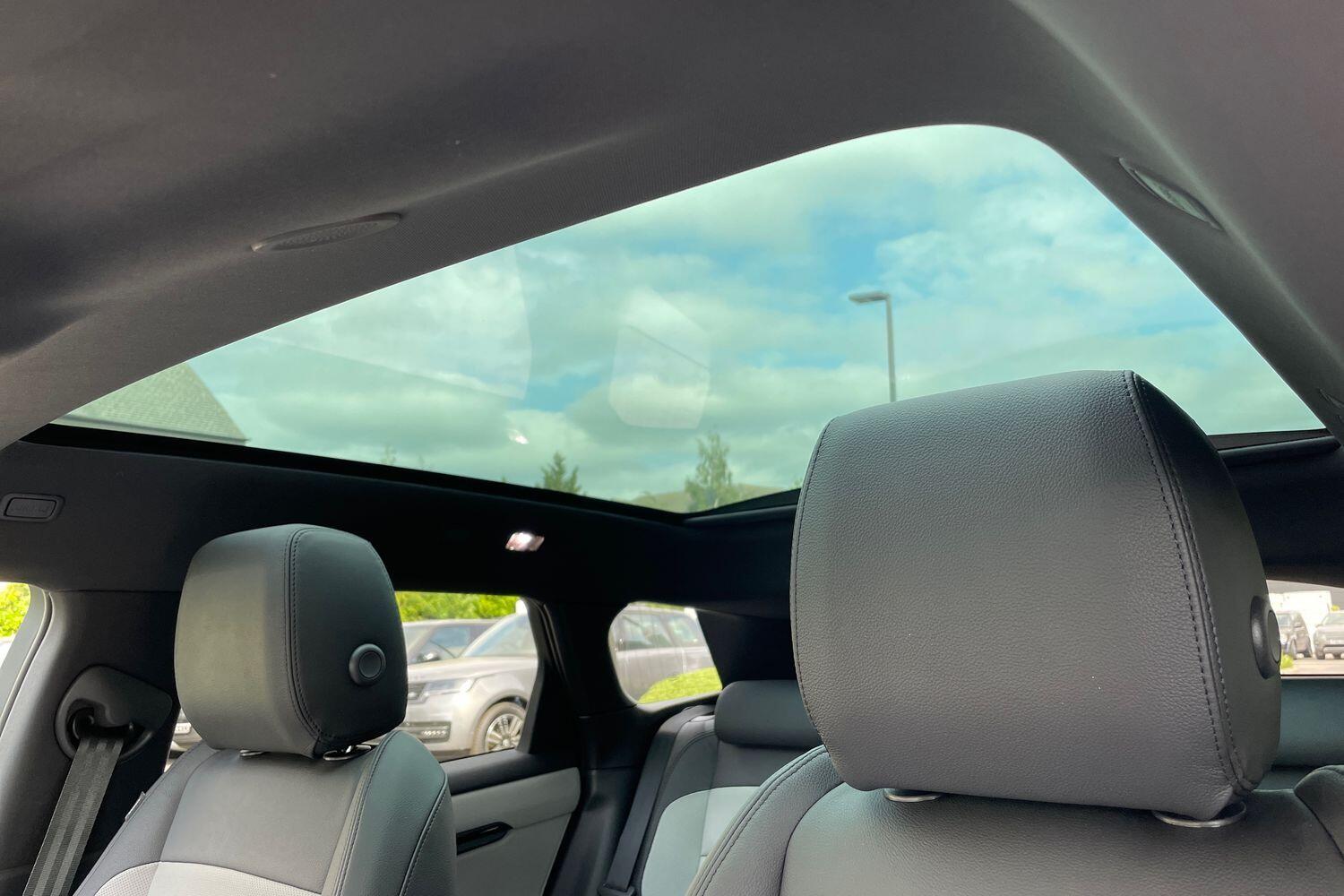 Used Land Rover Range Rover Evoque 2025 for sale - 76839622: Photo 5