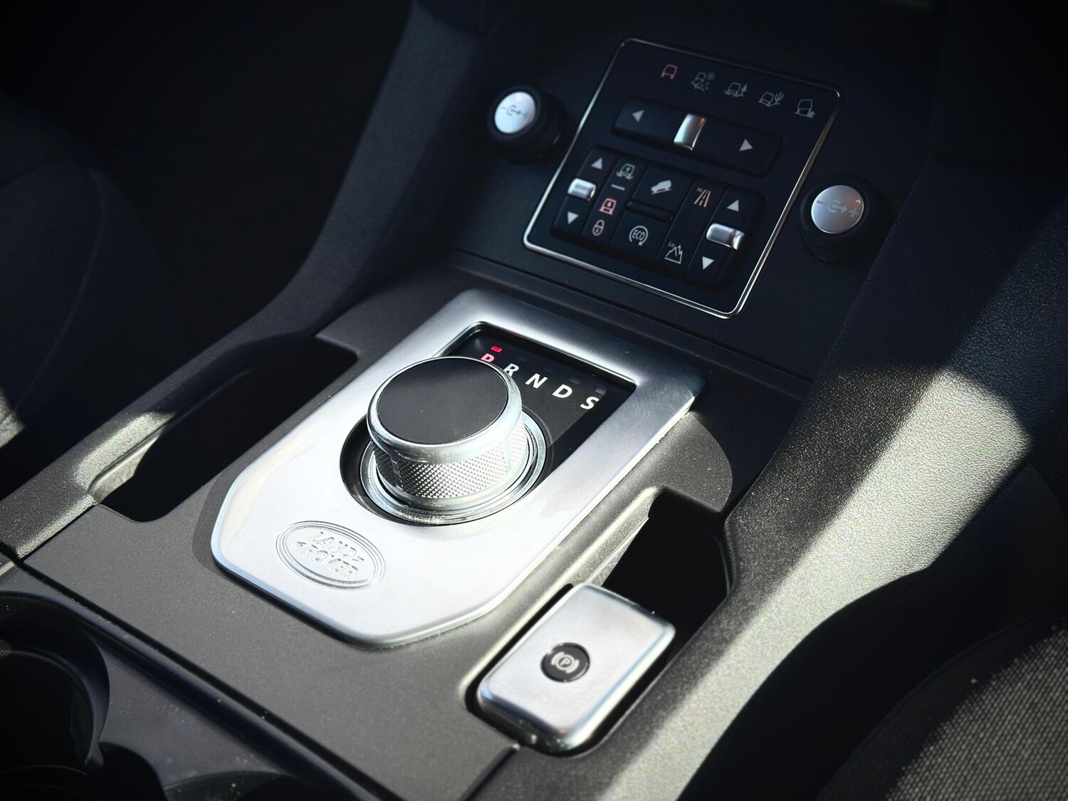 Used Land Rover Discovery 2014 for sale - 77440811: Photo 16