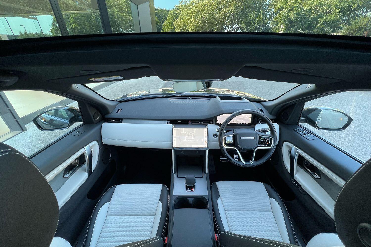 Used Land Rover Discovery Sport 2025 for sale - 77143606: Photo 3