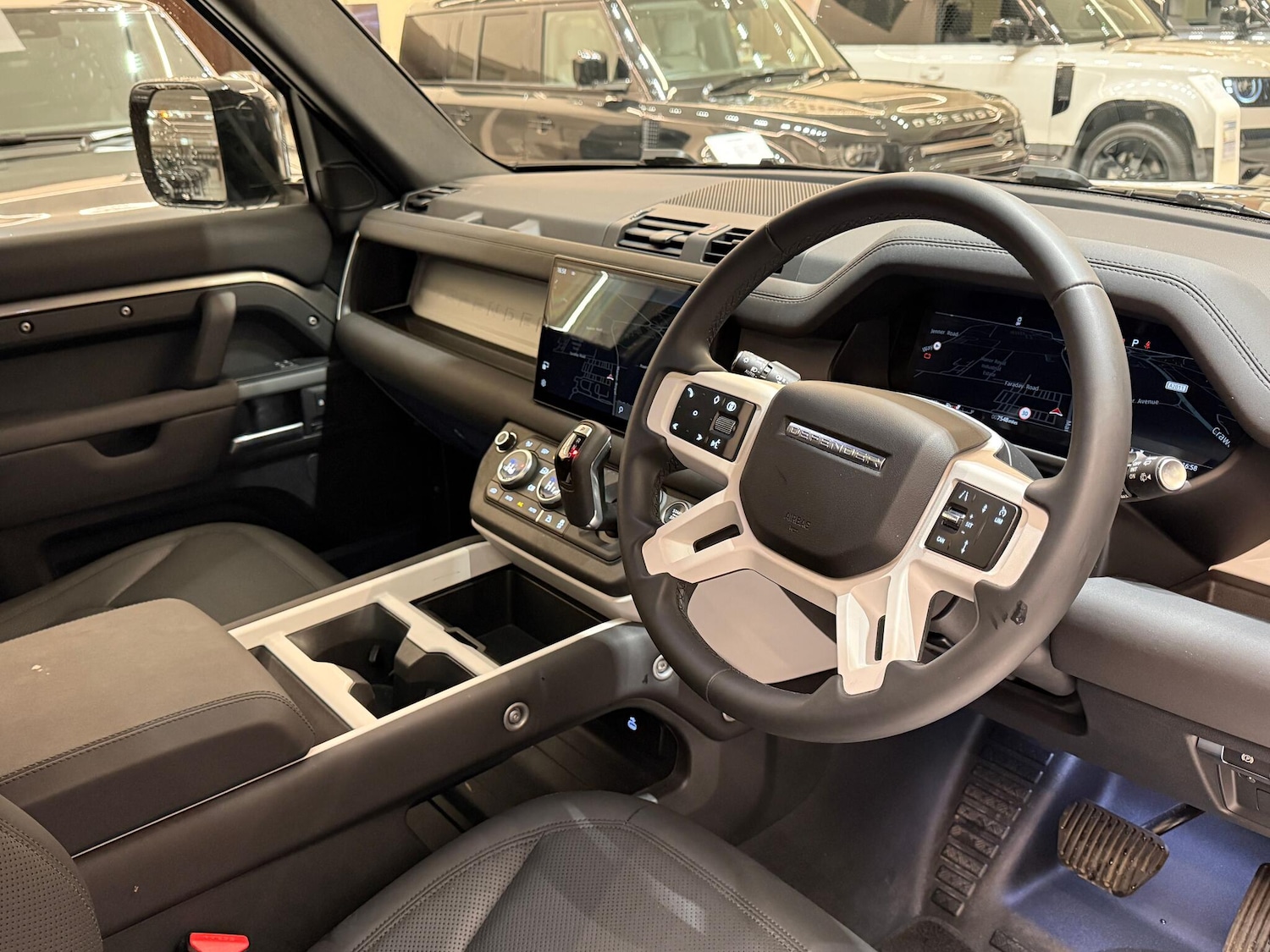 Used Land Rover Defender 110 for sale - 77001084: Photo 19