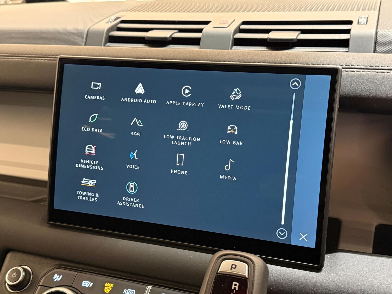 Used Land Rover Defender 110 for sale - 77001084: Photo 26