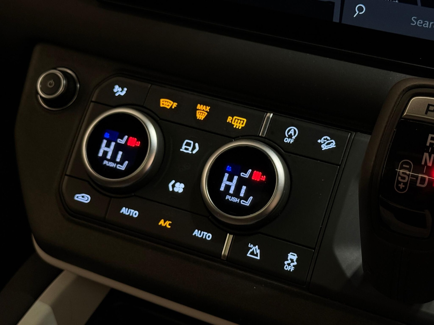 Used Land Rover Defender 110 for sale - 77001084: Photo 29