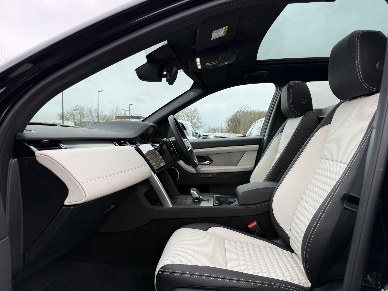 Used Land Rover Discovery Sport 2026 for sale - 77267547: Photo 47