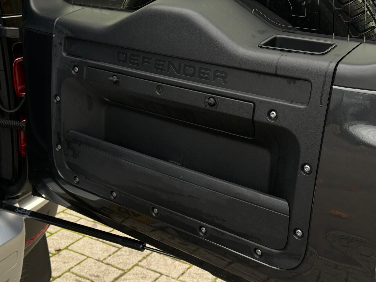 Used Land Rover Defender 2022 for sale - 77073987: Photo 30