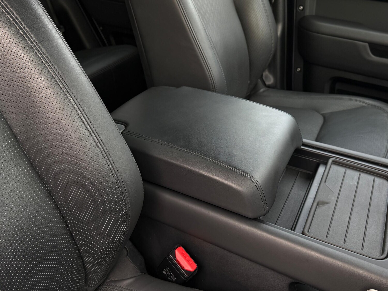 Used Land Rover Defender 2022 for sale - 77073987: Photo 41