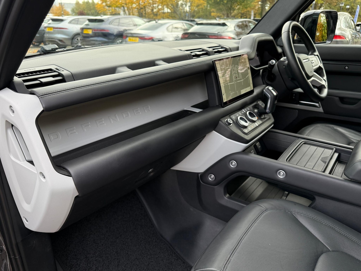 Used Land Rover Defender 2022 for sale - 77073987: Photo 43