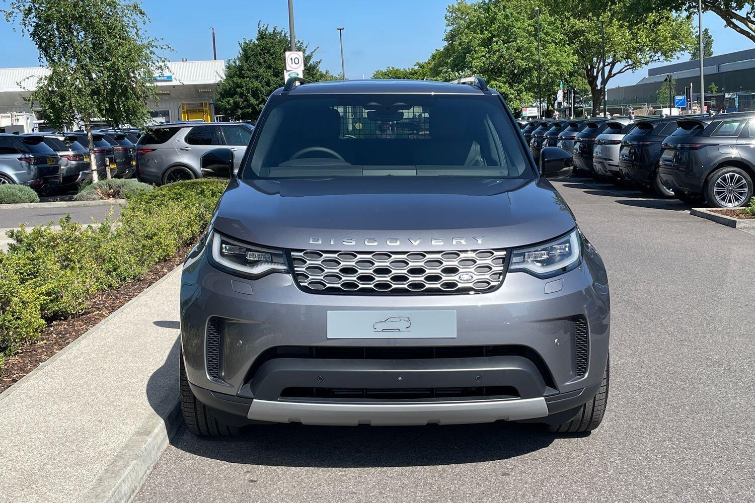 Used Land Rover Discovery 2025 for sale - 76499033: Photo 14