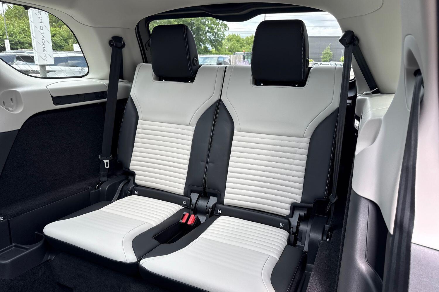 Used Land Rover Discovery 2025 for sale - 77549835: Photo 45