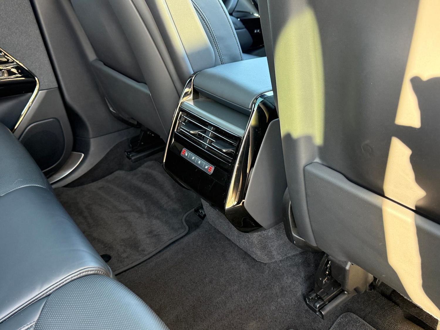 Used Land Rover Range Rover Sport 2023 for sale - 76472625: Photo 33