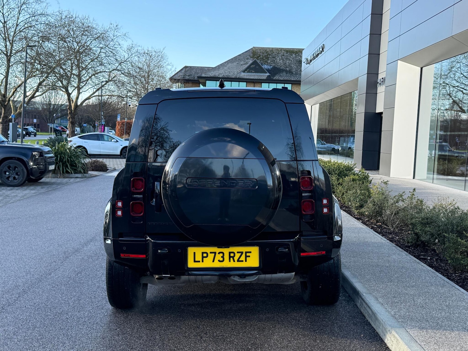 Used Land Rover Defender 2024 for sale - 77091590: Photo 14