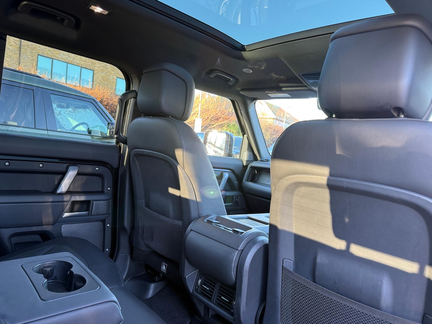 Used Land Rover Defender 2024 for sale - 77091590: Photo 41