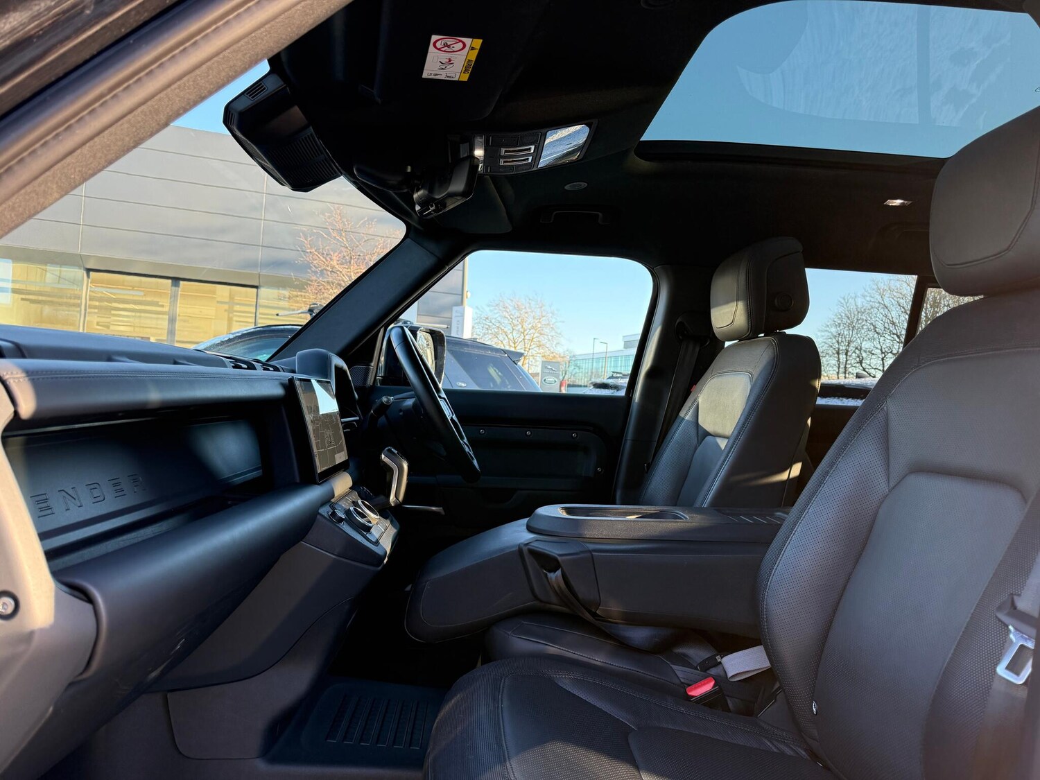 Used Land Rover Defender 2024 for sale - 77091590: Photo 48