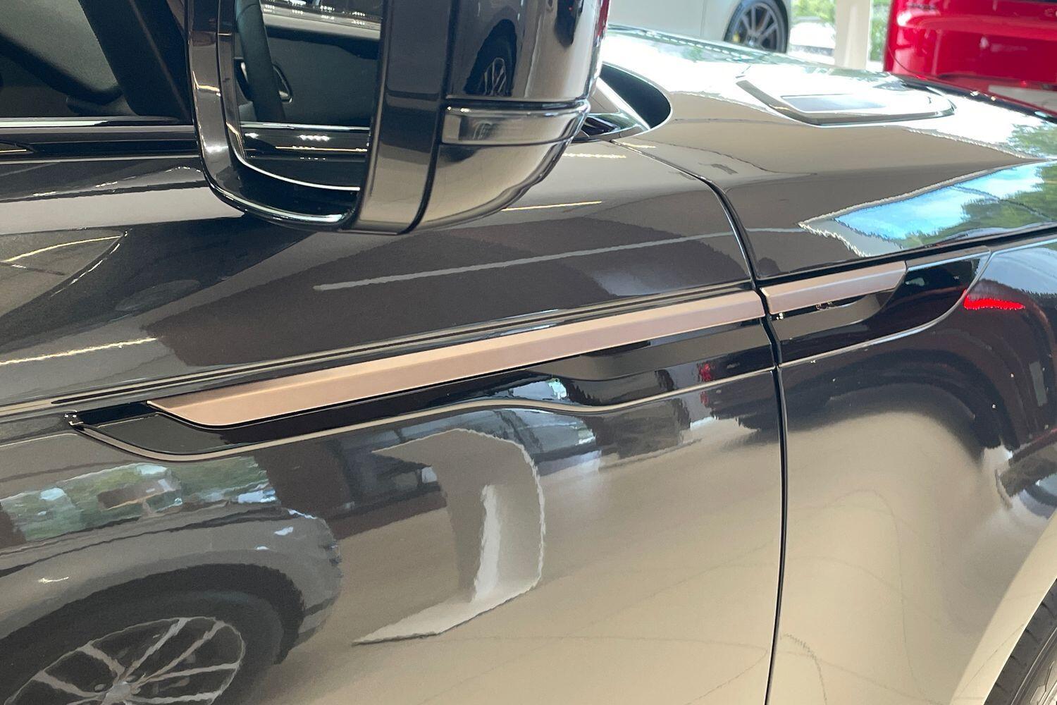 Used Land Rover Range Rover Velar 2025 for sale - 76657401: Photo 14