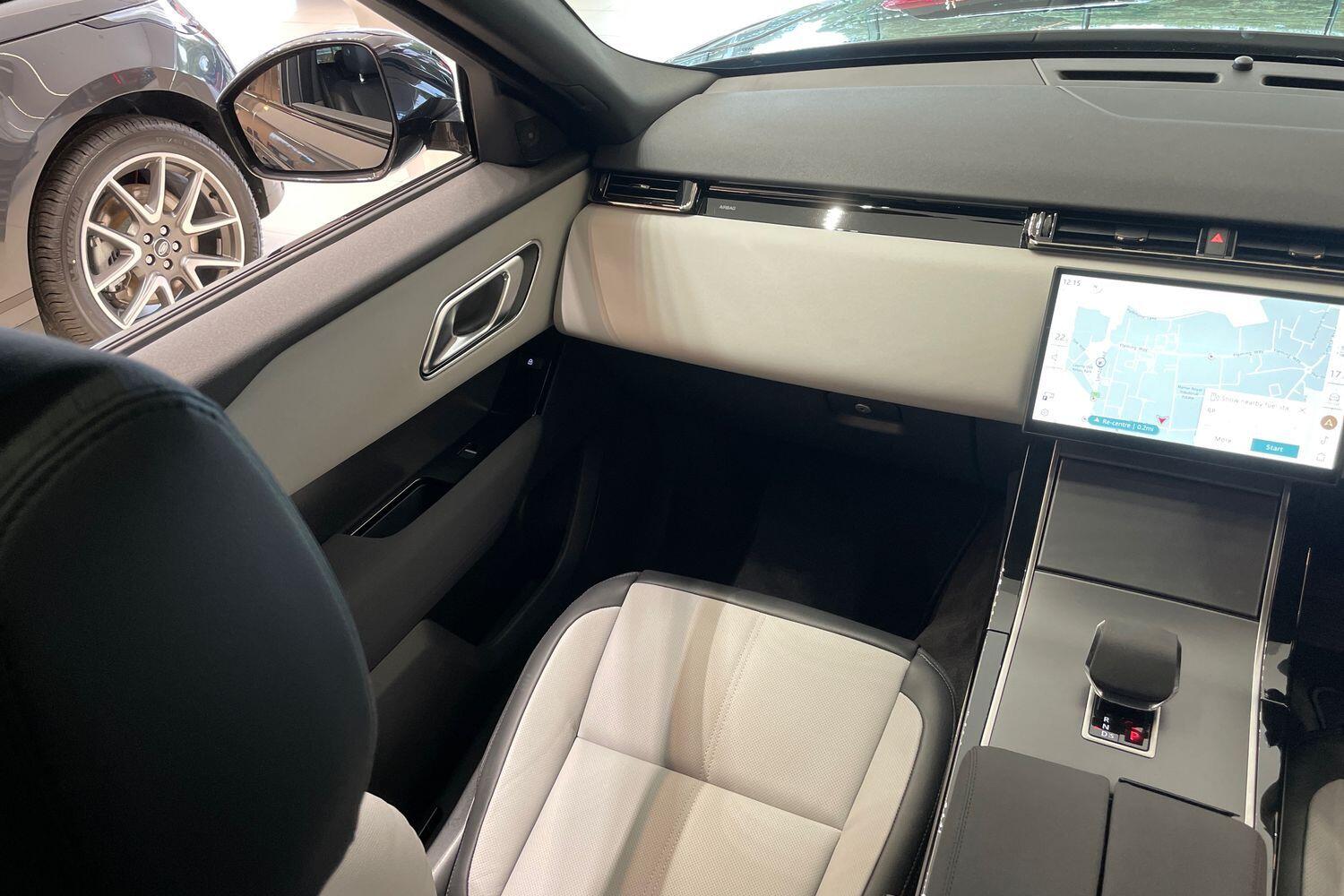 Used Land Rover Range Rover Velar 2025 for sale - 76657401: Photo 19