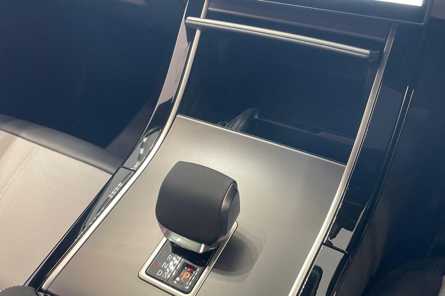 Used Land Rover Range Rover Velar 2025 for sale - 76657401: Photo 20