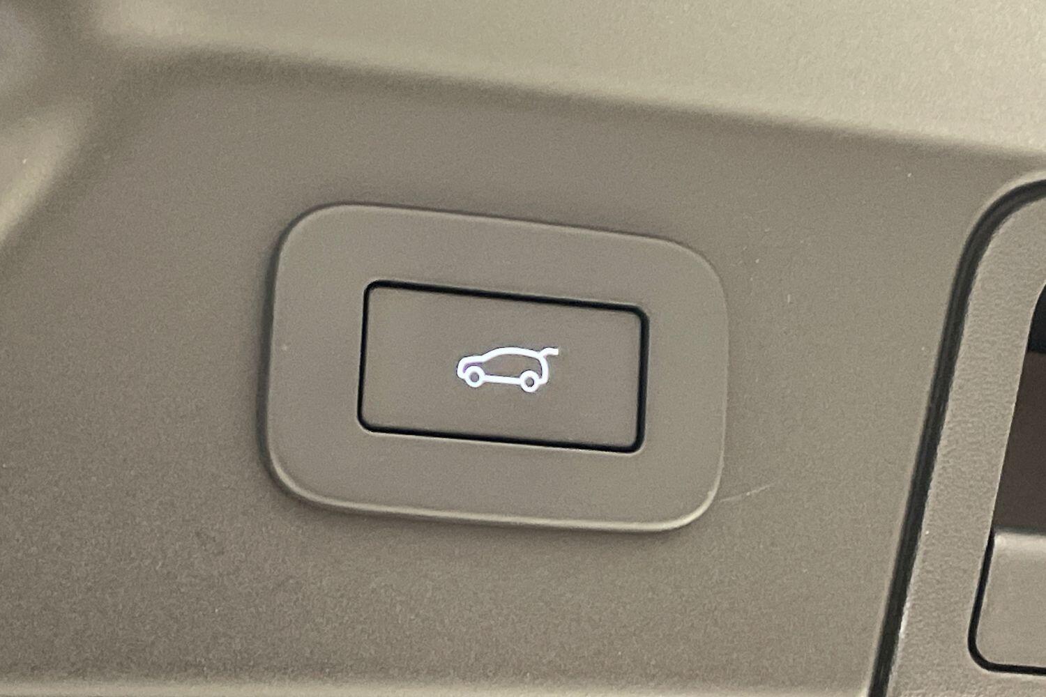 Used Land Rover Range Rover Velar 2025 for sale - 76657401: Photo 28