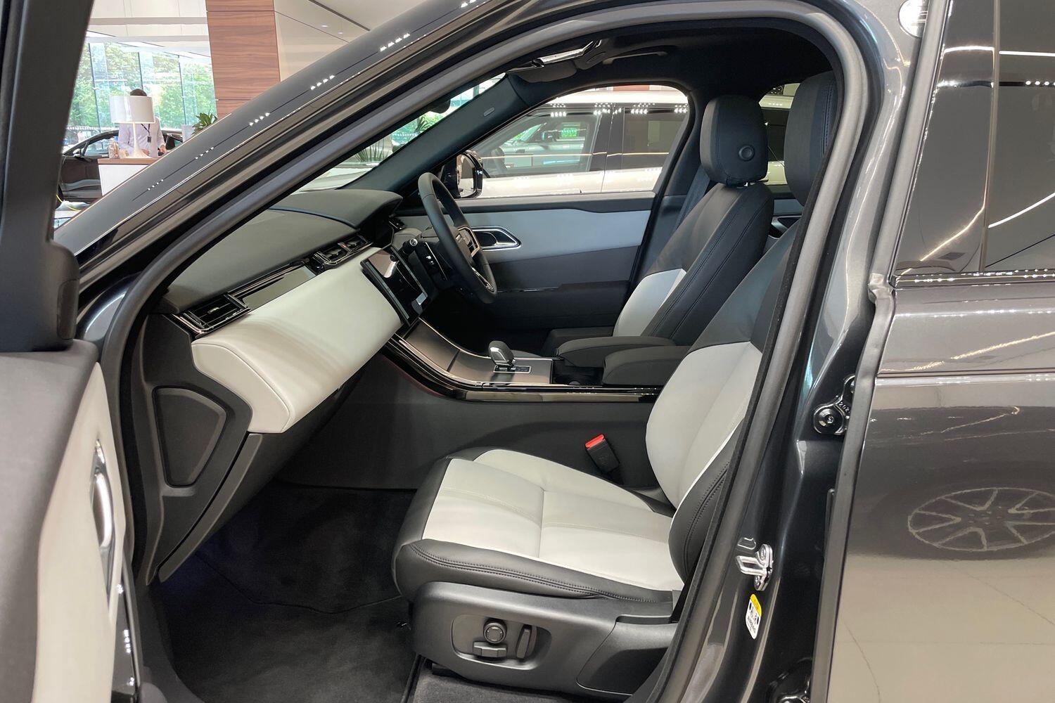 Used Land Rover Range Rover Velar 2025 for sale - 76657401: Photo 40