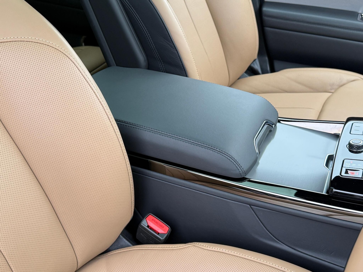 Used Land Rover Range Rover Sport 2023 for sale - 77175362: Photo 23