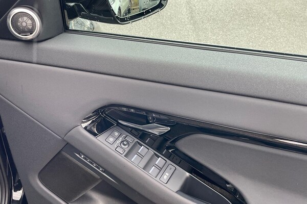 Used Land Rover Range Rover Evoque 2025 for sale - 76239635: Photo 43