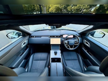 Used Land Rover Range Rover Velar 2024 for sale - 75531850: Photo