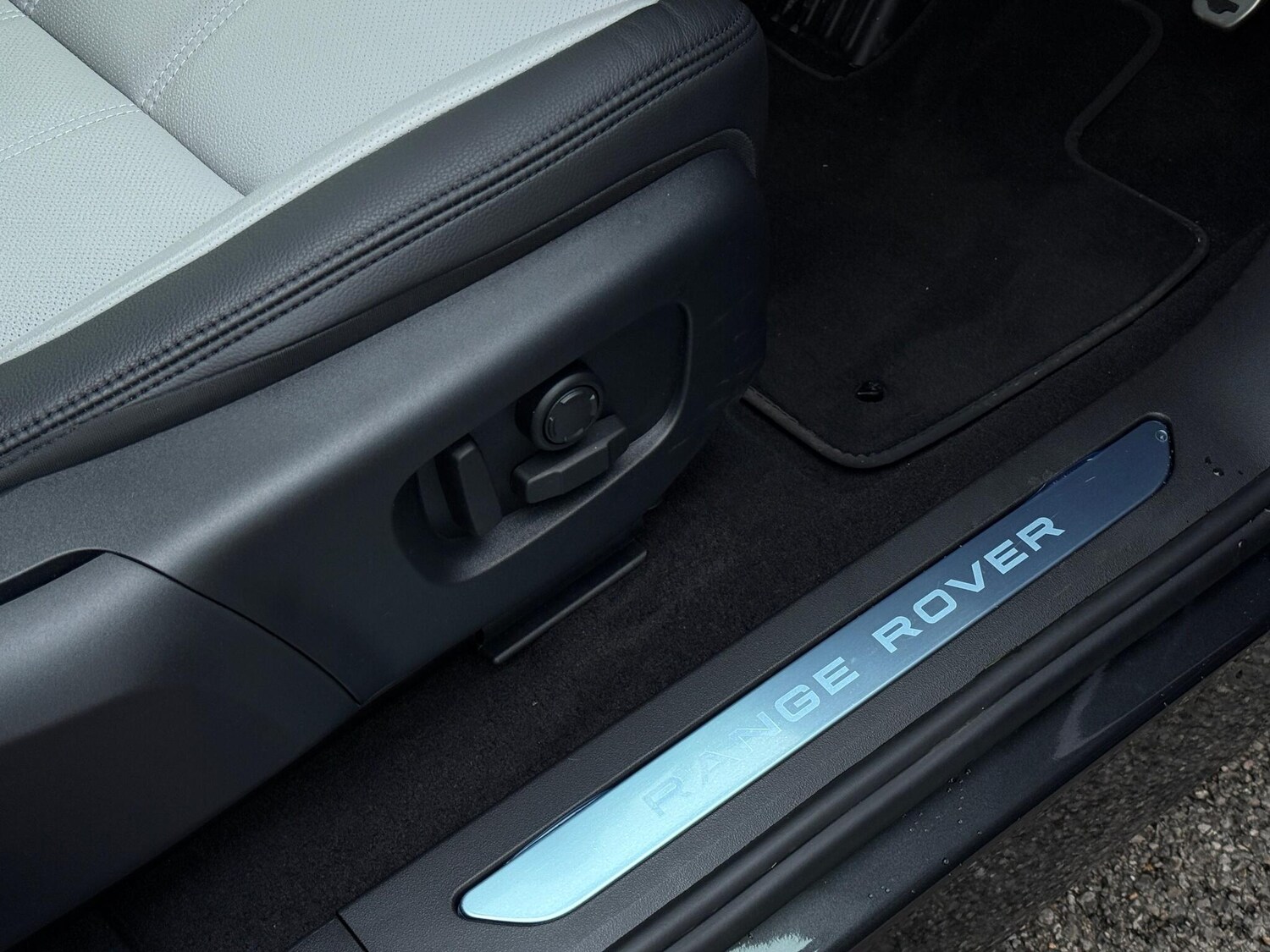 Used Land Rover Range Rover Evoque for sale - 77524138: Photo 29