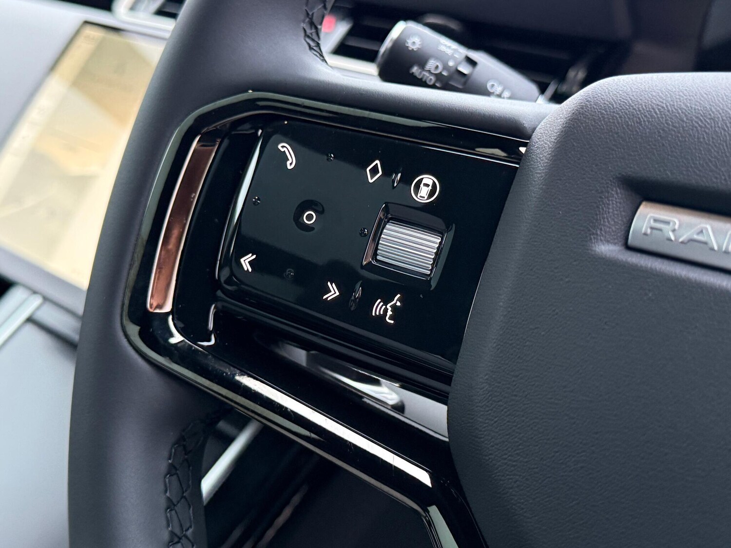 Used Land Rover Range Rover Evoque for sale - 77524138: Photo 35