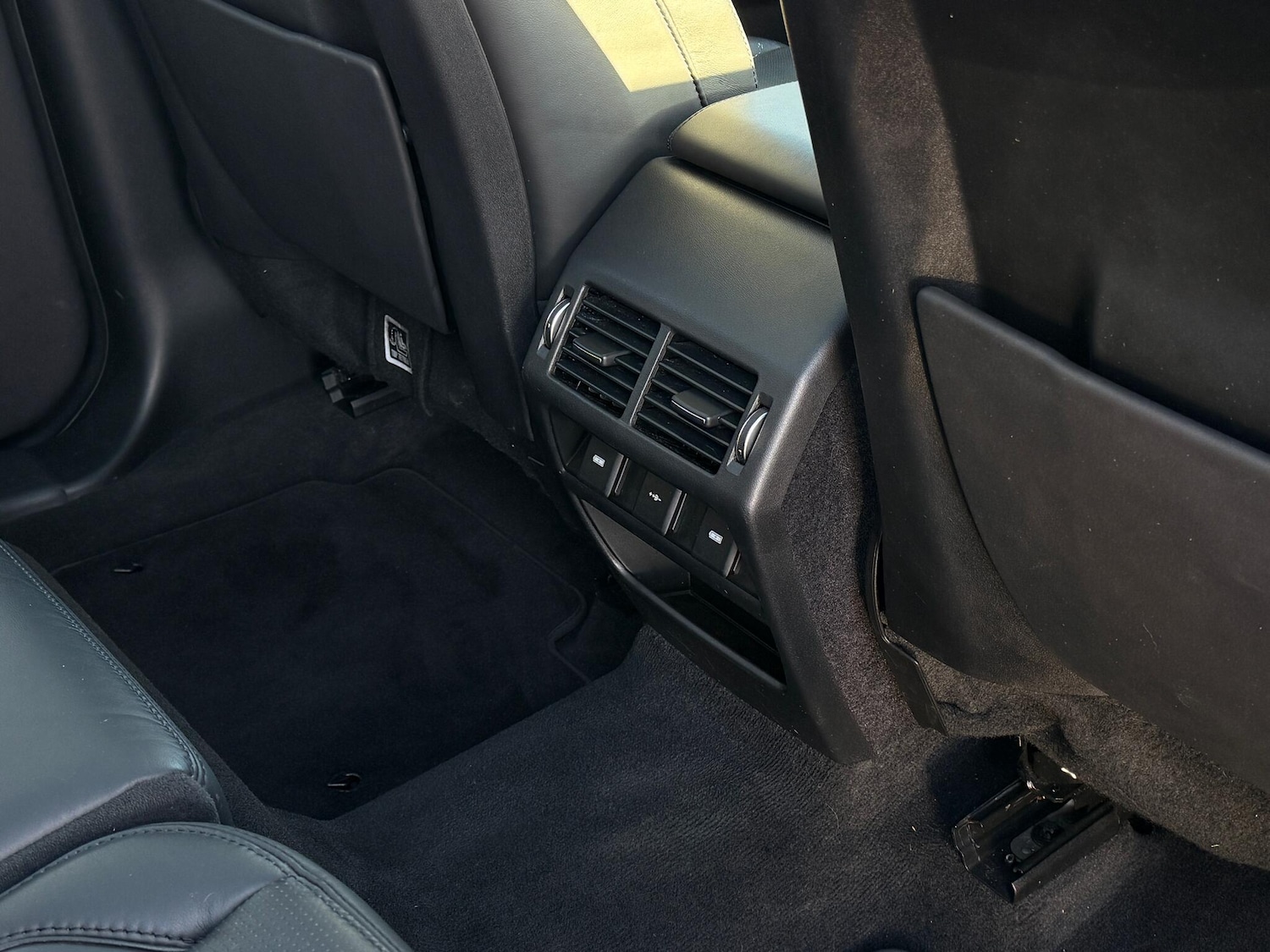 Used Land Rover Discovery Sport 2019 for sale - 77131326: Photo 40