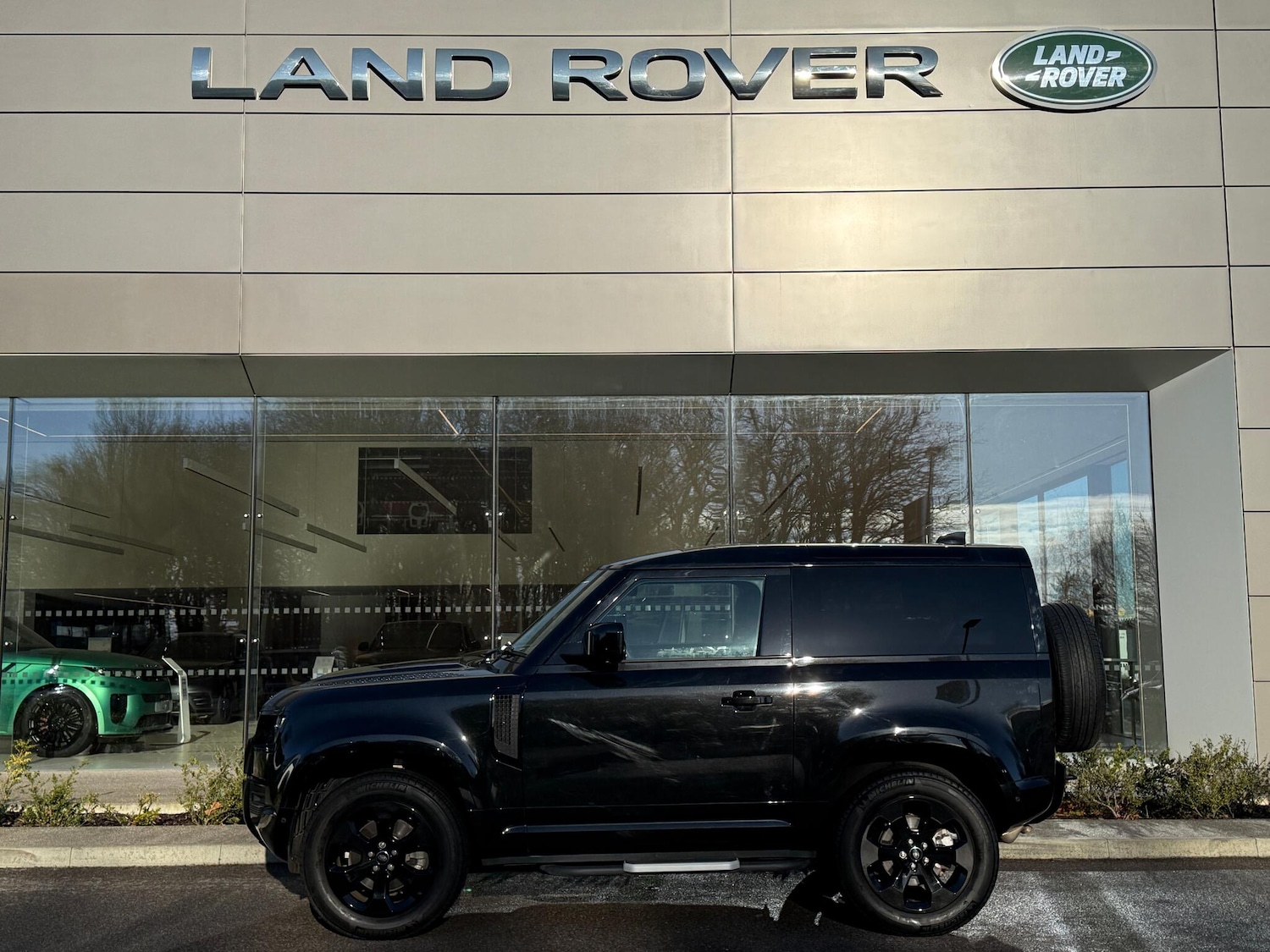 Used Land Rover Defender 90 for sale - 77215766: Photo 11