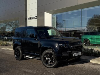 Land Rover Defender 90 feature image