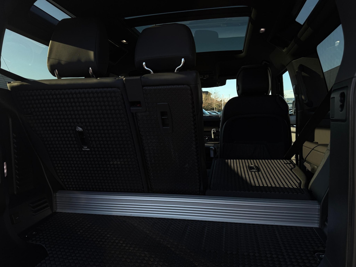 Used Land Rover Defender 90 for sale - 77215766: Photo 33