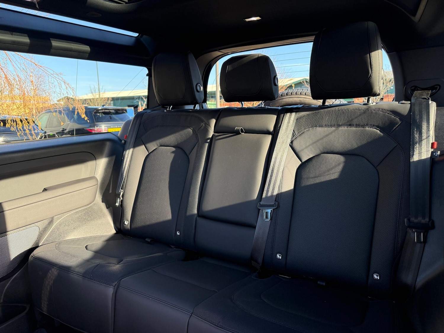 Used Land Rover Defender 90 for sale - 77215766: Photo 36