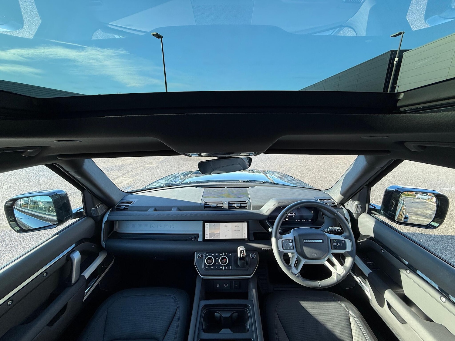 Used Land Rover Defender 90 for sale - 77215766: Photo 4