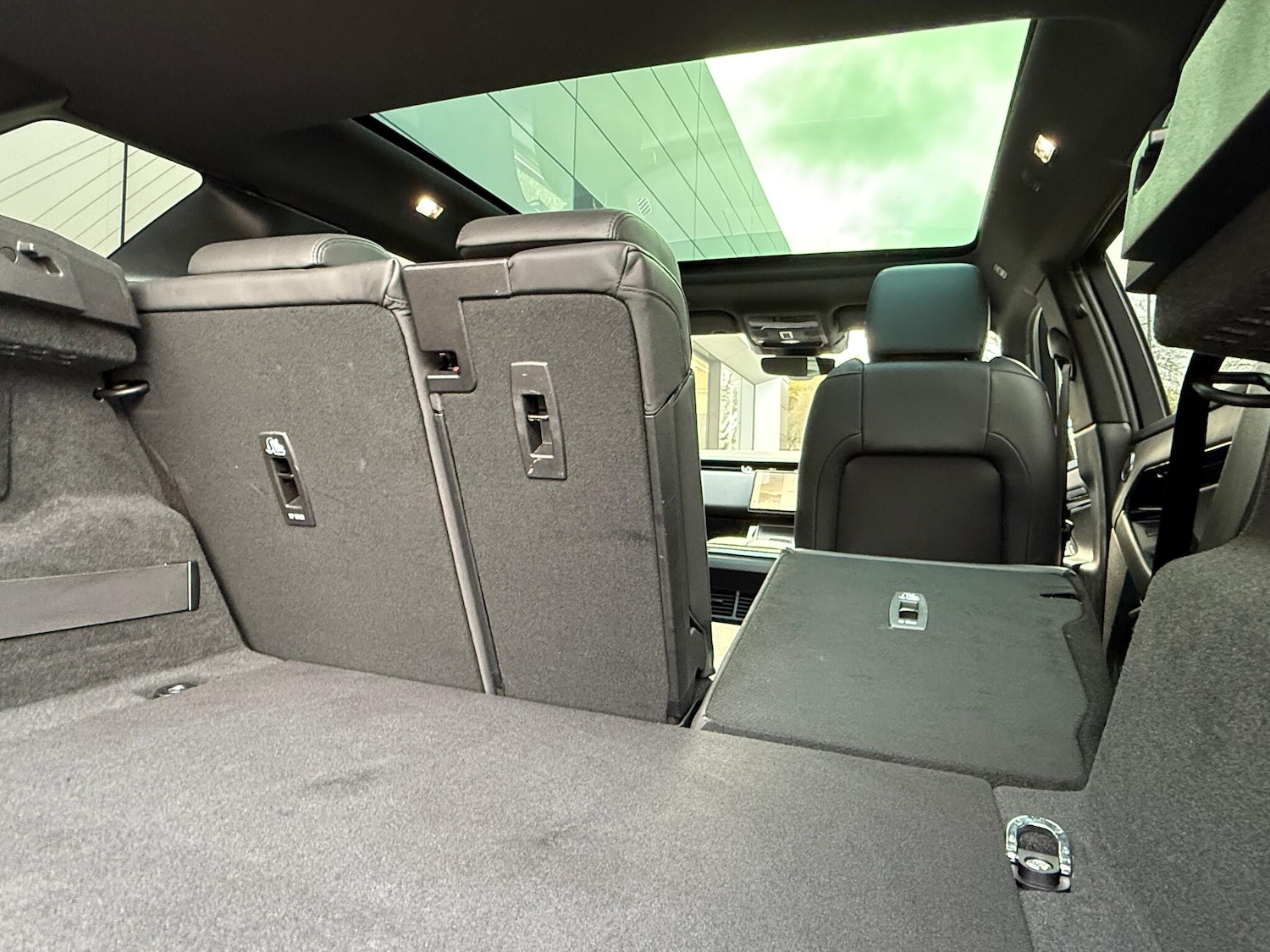 Used Land Rover Range Rover Evoque 2024 for sale - 76389312: Photo 24