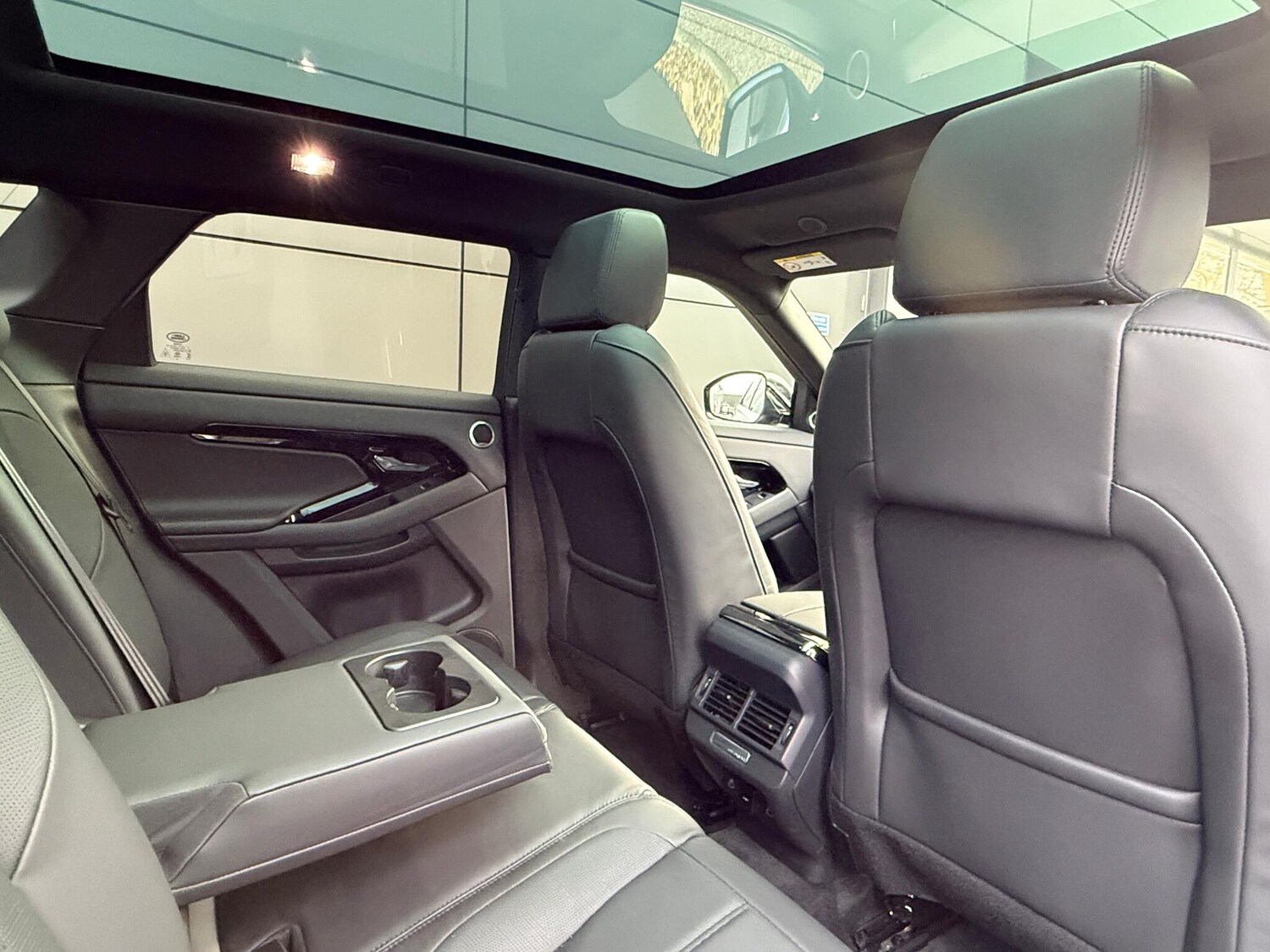 Used Land Rover Range Rover Evoque 2024 for sale - 76389312: Photo 27