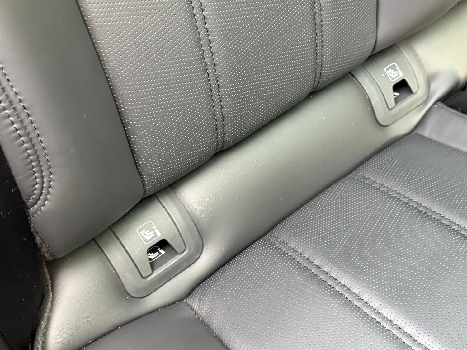 Used Land Rover Range Rover Evoque 2024 for sale - 76389312: Photo 28