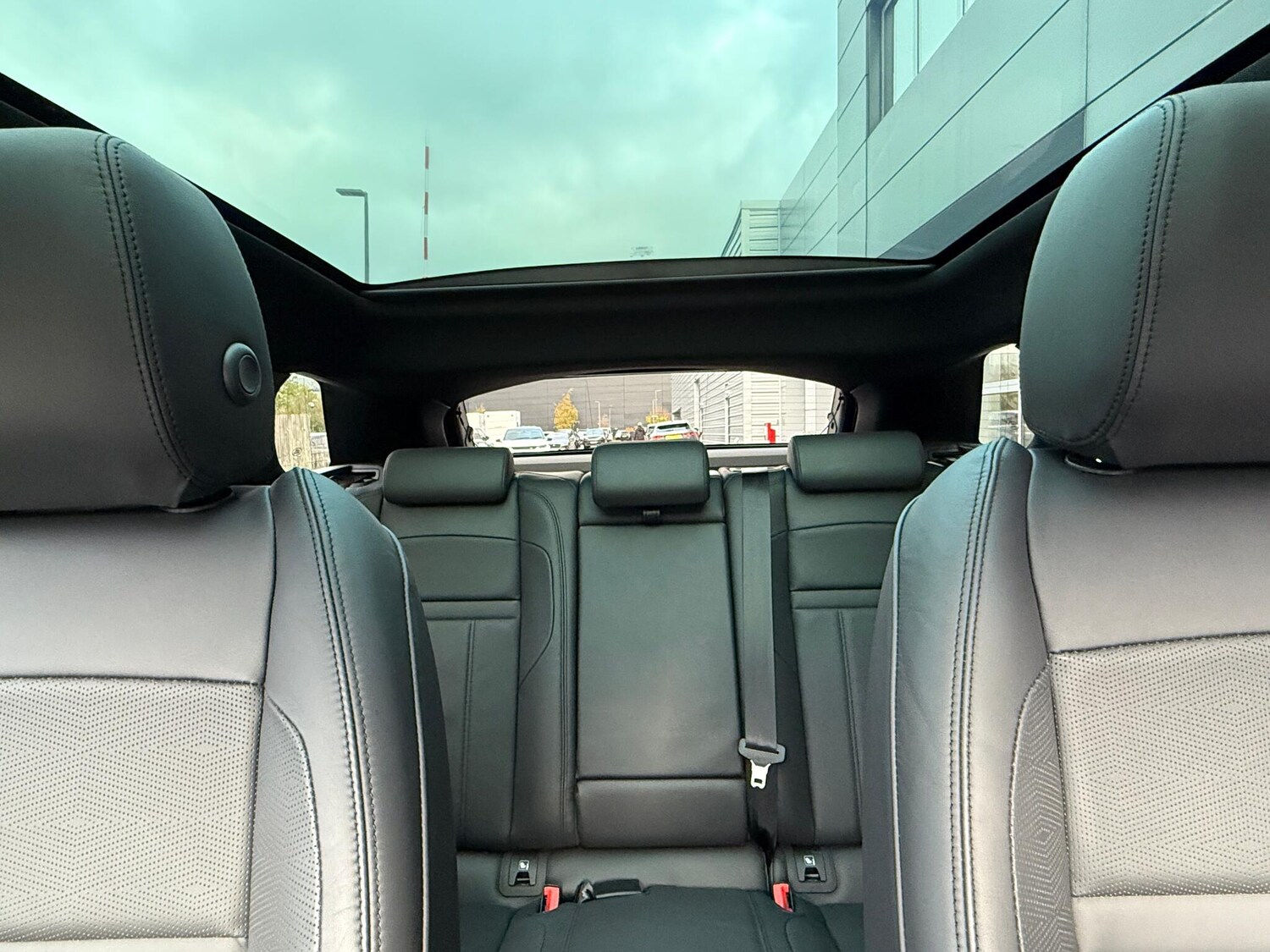 Used Land Rover Range Rover Evoque 2024 for sale - 76389312: Photo 30