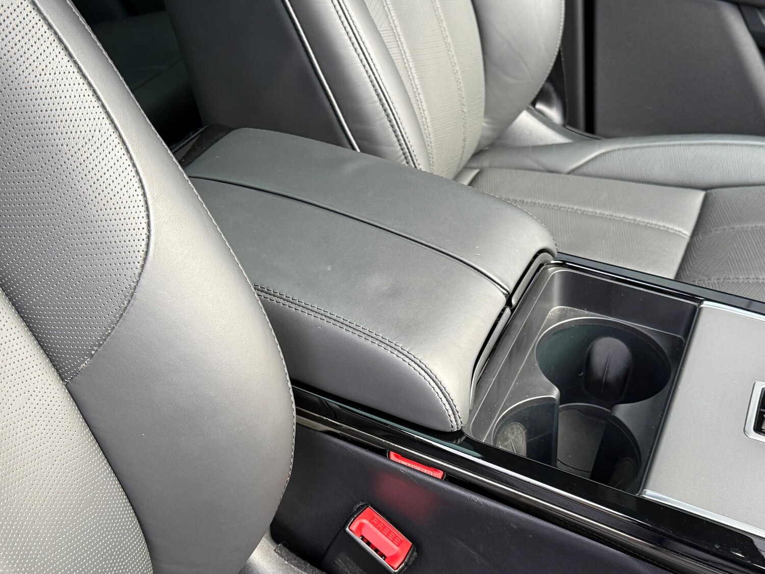 Used Land Rover Range Rover Evoque 2024 for sale - 76389312: Photo 34