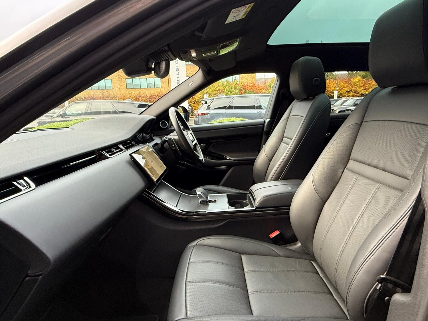 Used Land Rover Range Rover Evoque 2024 for sale - 76389312: Photo 36