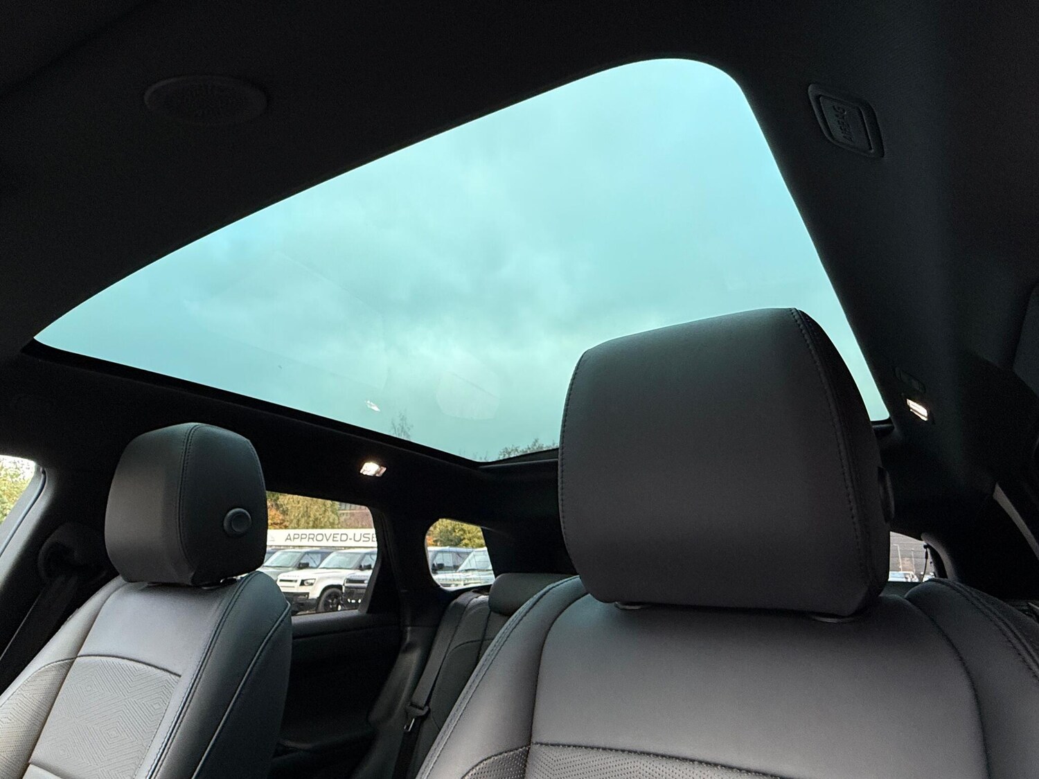 Used Land Rover Range Rover Evoque 2024 for sale - 76389312: Photo 4