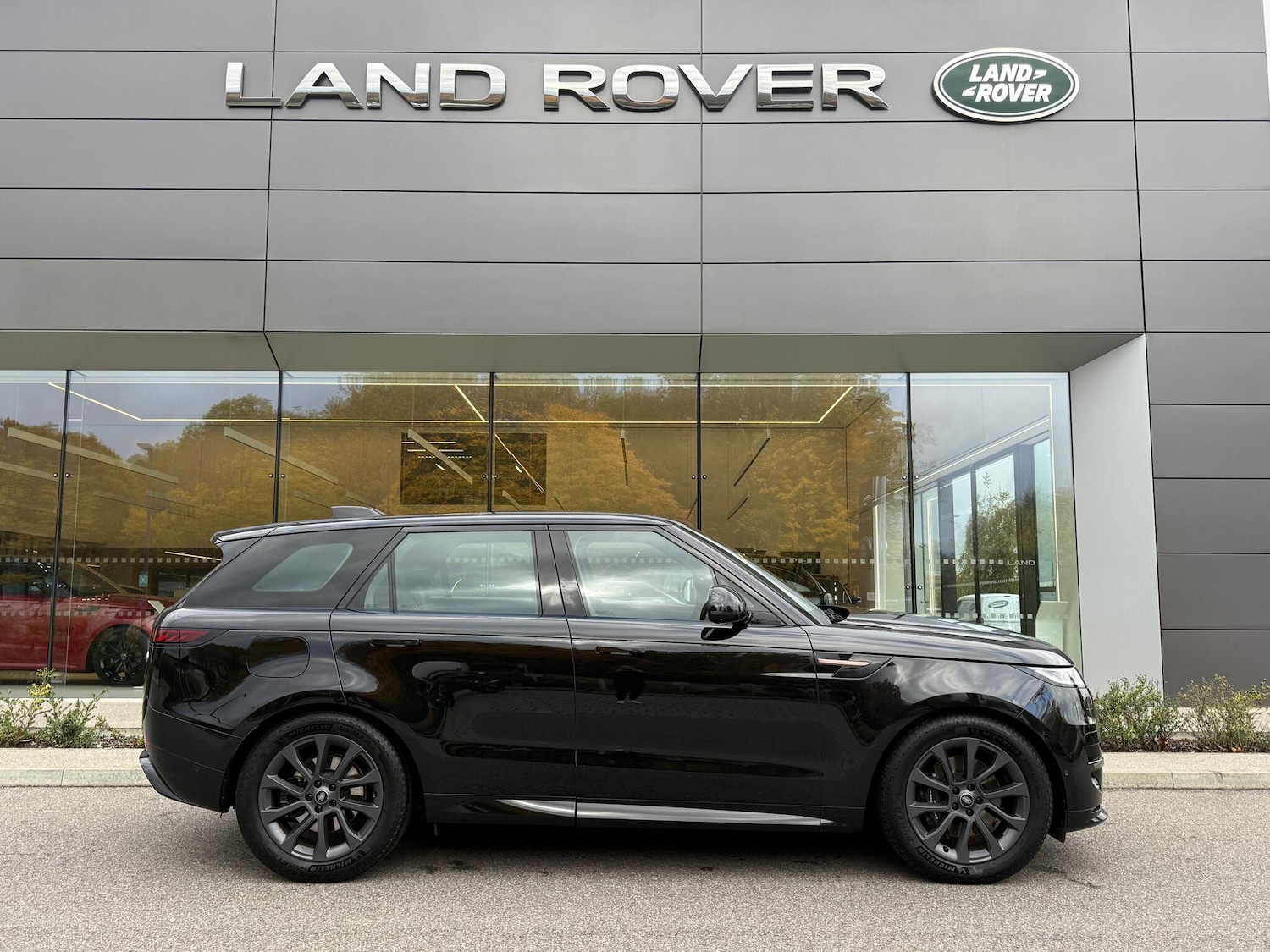 Used Land Rover Range Rover Sport 2023 for sale - 76446555: Photo 2