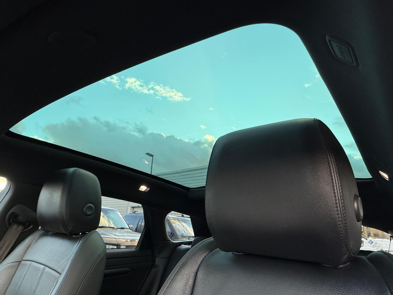 Used Land Rover Range Rover Evoque 2022 for sale - 77574035: Photo 4