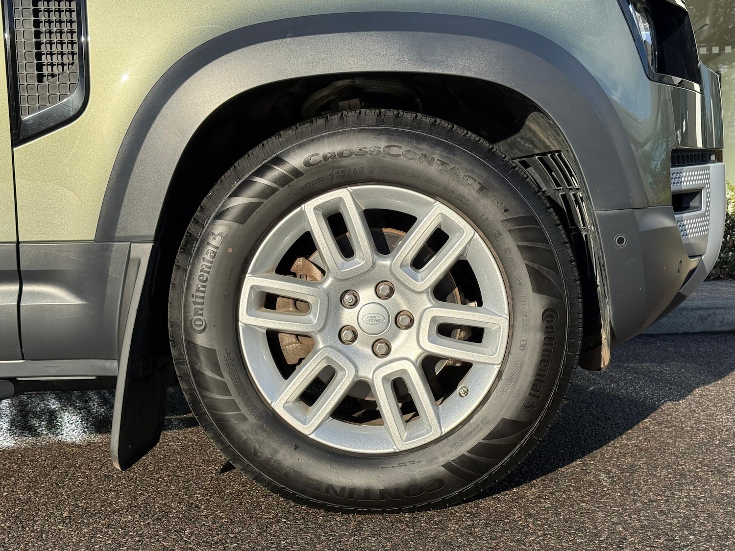 Used Land Rover Defender 2020 for sale - 76801496: Photo 20